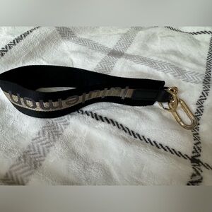 Lululemon Never Lost Keychain